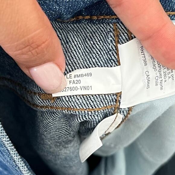 Madewell Straight Leg Jeans - Classic Denim - Picture 9 of 9